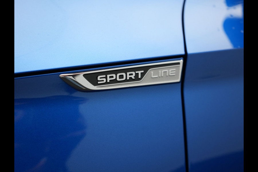 Škoda Superb Combi 1.4 TSI iV Sportline Business Plug In Hybrid 218pk PHEV | Panodak | Trekhaak af Fabriek | Alcantara Sportstoelen Memory | Adaptive Cruise | Crystal LED | Sfeerverlichting | Virtual | Navigatie | Apple Carplay | Stoelverwarming | DAB |