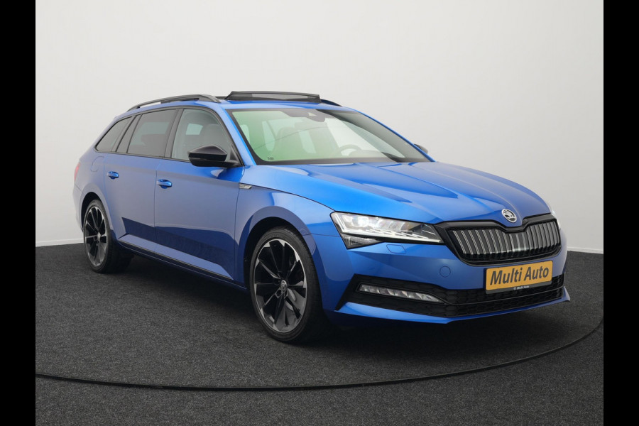 Škoda Superb Combi 1.4 TSI iV Sportline Business Plug In Hybrid 218pk PHEV | Panodak | Trekhaak af Fabriek | Alcantara Sportstoelen Memory | Adaptive Cruise | Crystal LED | Sfeerverlichting | Virtual | Navigatie | Apple Carplay | Stoelverwarming | DAB |