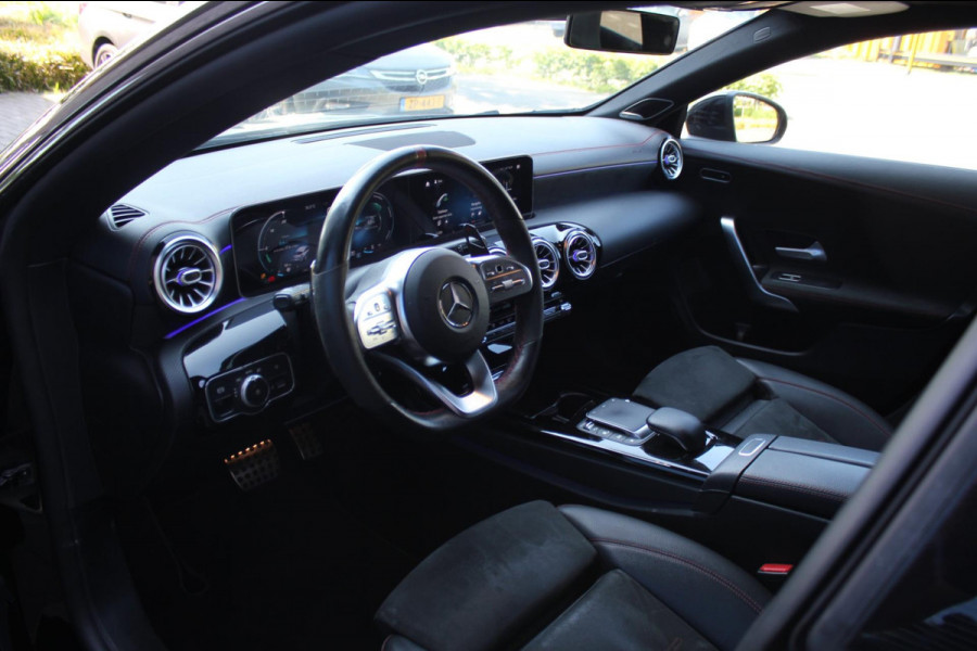 Mercedes-Benz CLA-Klasse Shooting Brake 200 Business Solution