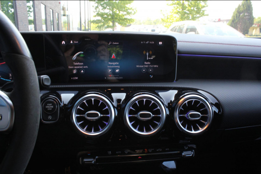 Mercedes-Benz CLA-Klasse Shooting Brake 200 Business Solution