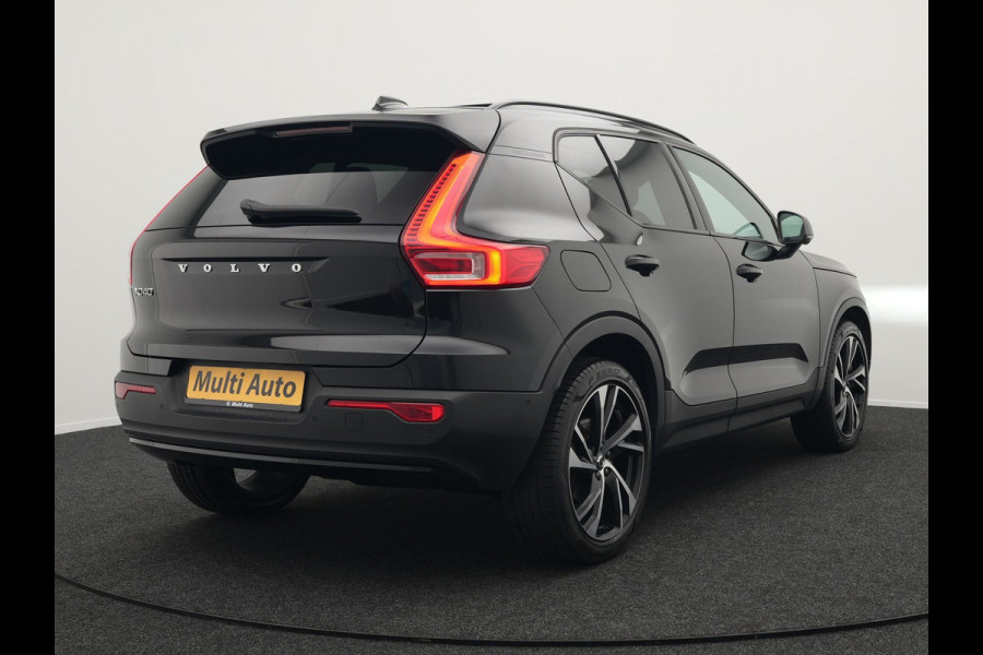 Volvo XC40 T5 Recharge R-Design Plug In Hybrid 261pk Dealer O.H. PHEV | Panodak | Alcantara Sportstoelen Memory | Adaptive Cruise | Harman Kardon | Pilot Assist | 360 Camera | Navigatie | L.M. 20" | Apple Carplay | DAB |