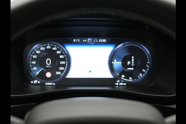 Volvo XC40 T5 Recharge R-Design Plug In Hybrid 261pk Dealer O.H. PHEV | Panodak | Alcantara Sportstoelen Memory | Adaptive Cruise | Harman Kardon | Pilot Assist | 360 Camera | Navigatie | L.M. 20" | Apple Carplay | DAB |
