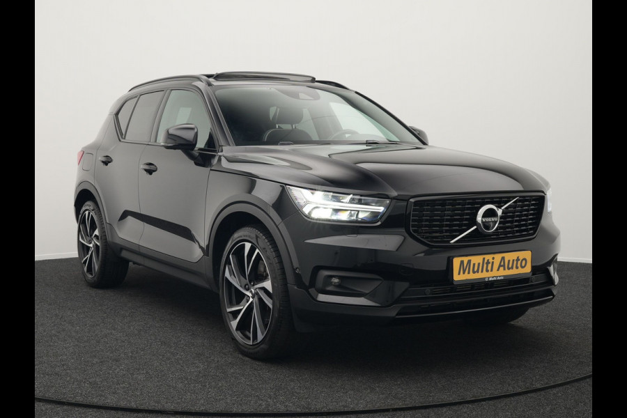 Volvo XC40 T5 Recharge R-Design Plug In Hybrid 261pk Dealer O.H. PHEV | Panodak | Alcantara Sportstoelen Memory | Adaptive Cruise | Harman Kardon | Pilot Assist | 360 Camera | Navigatie | L.M. 20" | Apple Carplay | DAB |