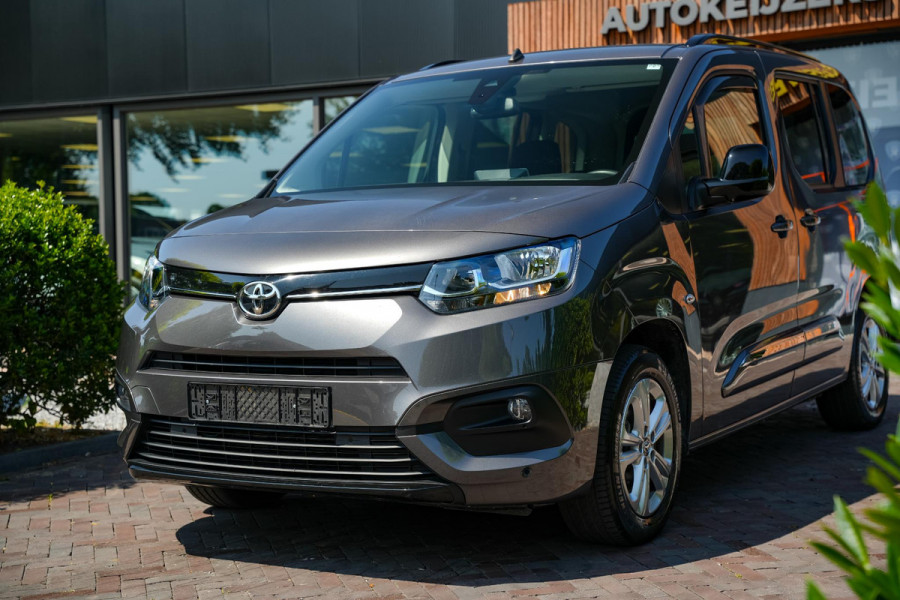 Toyota PROACE CITY Geel Kenteken 5 Persoons Automaat Navi