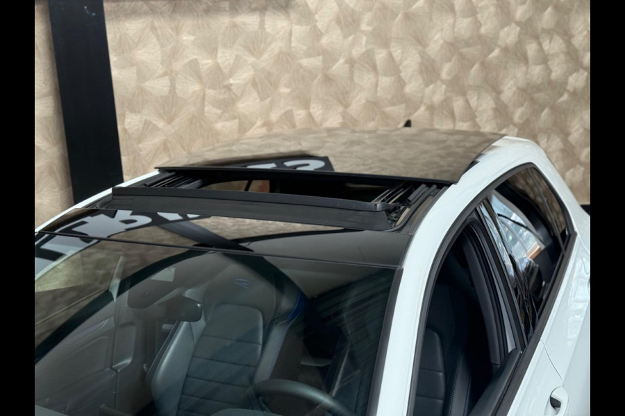 Volkswagen Golf 2.0 TSI R 4Motion | Pano | BTW | Akra | Leer | stoel verkoeling | ACC | IQ Light
