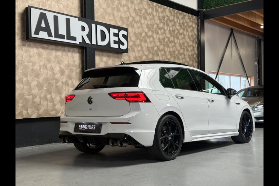 Volkswagen Golf 2.0 TSI R 4Motion | Pano | BTW | Akra | Leer | stoel verkoeling | ACC | IQ Light