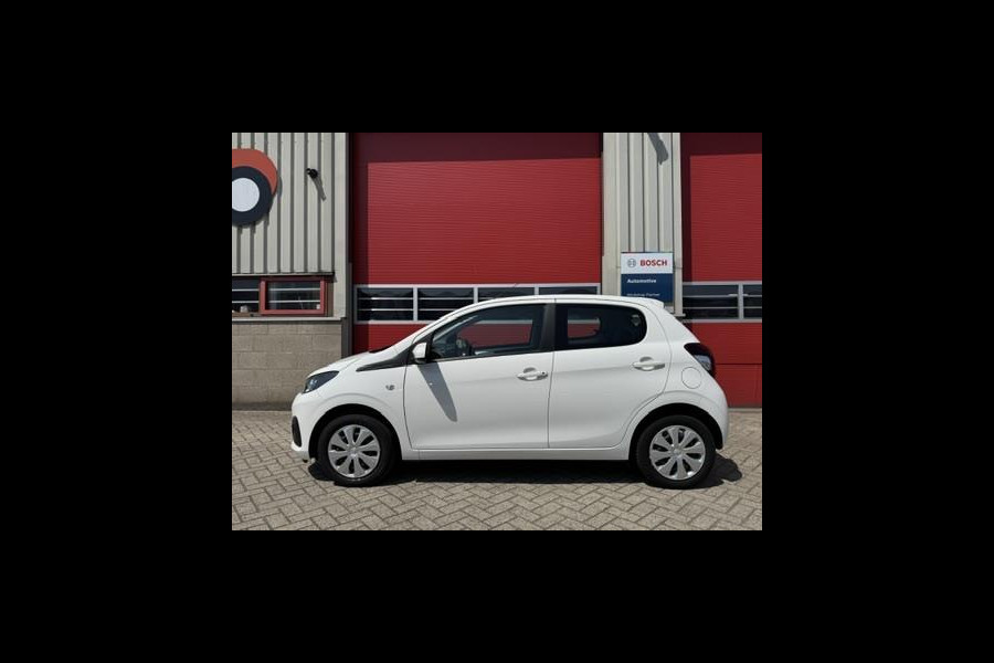 Peugeot 108 1.0 e-VTi Camera, Airconditioning, Apple CarPlay, Navigatie, Bluetooth, 1e eigenaar en Boekjes aanwezig