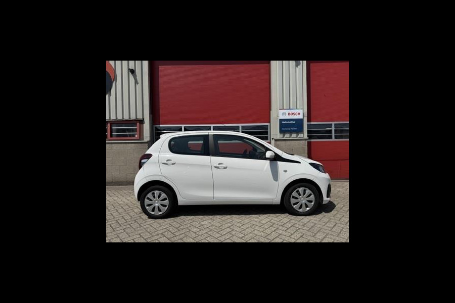 Peugeot 108 1.0 e-VTi Camera, Airconditioning, Apple CarPlay, Navigatie, Bluetooth, 1e eigenaar en Boekjes aanwezig