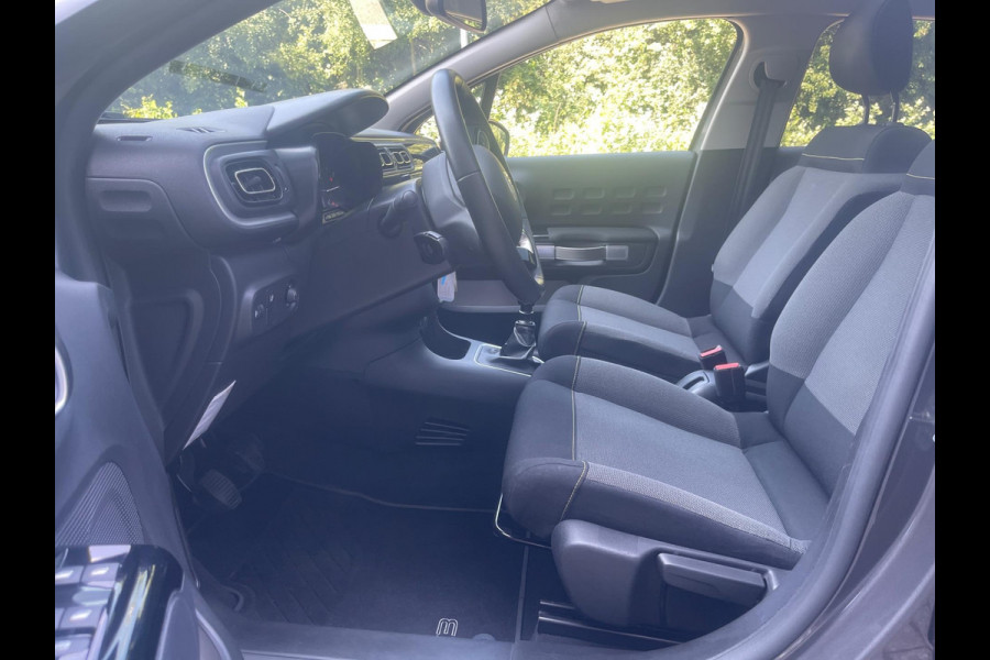Citroën C3 1.2 PureTech Airco/Ecc Panoramadak Navigatie 17''LM Velgen