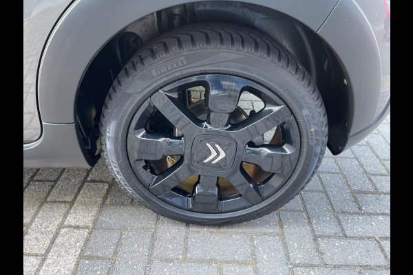 Citroën C3 1.2 PureTech Airco/Ecc Panoramadak Navigatie 17''LM Velgen