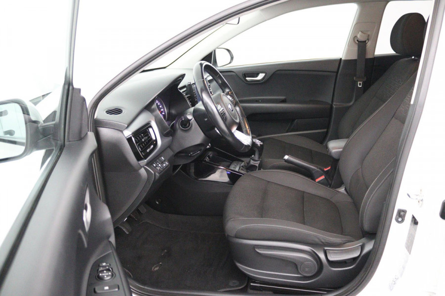 Kia Rio 1.0 TGDI DynamicLine (ACHTERUITRIJCAMERA, NAVIGATIE, BLUETOOTH, CRUISE CONTROL, LANE-ASSIST, PARKEERSENSOREN)
