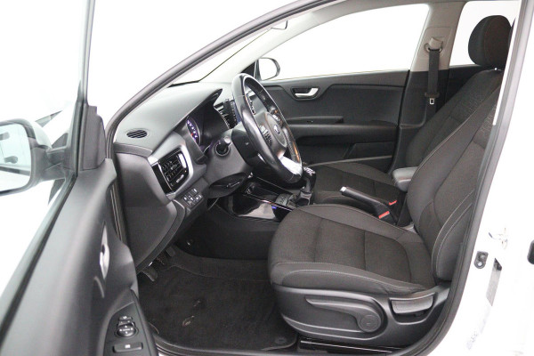 Kia Rio 1.0 TGDI DynamicLine (ACHTERUITRIJCAMERA, NAVIGATIE, BLUETOOTH, CRUISE CONTROL, LANE-ASSIST, PARKEERSENSOREN)