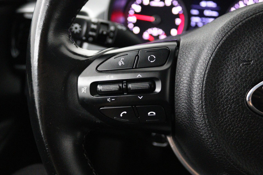 Kia Rio 1.0 TGDI DynamicLine (ACHTERUITRIJCAMERA, NAVIGATIE, BLUETOOTH, CRUISE CONTROL, LANE-ASSIST, PARKEERSENSOREN)