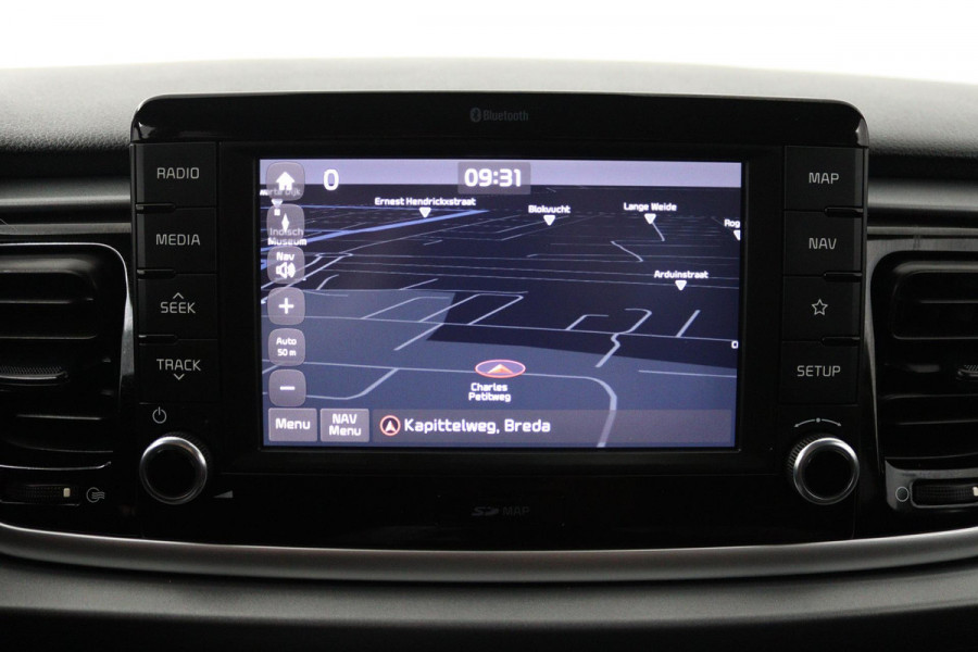 Kia Rio 1.0 TGDI DynamicLine (ACHTERUITRIJCAMERA, NAVIGATIE, BLUETOOTH, CRUISE CONTROL, LANE-ASSIST, PARKEERSENSOREN)