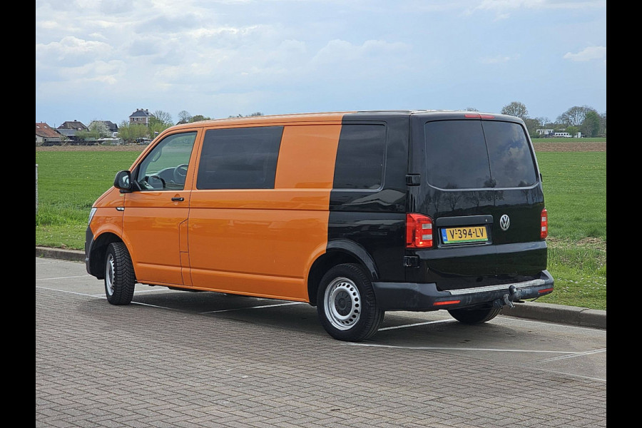 Volkswagen Transporter 2.0 TDI L2H1 DC airco, navi, trekhaak, 150Pk, Euro6!