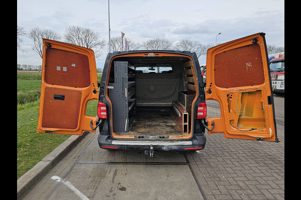 Volkswagen Transporter 2.0 TDI L2H1 DC airco, navi, trekhaak, 150Pk, Euro6!