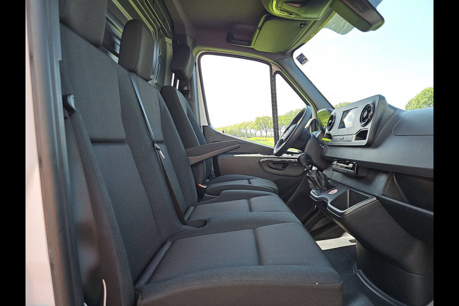 Mercedes-Benz Sprinter 317 1.9 CDI L3H2 RWD Maxi Navi 360 Gr.- Camera Airco PDC Cruise Control Euro6 170 PK!