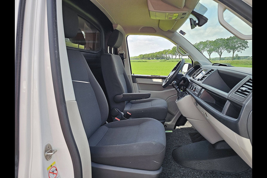 Volkswagen Transporter 2.0 TDI L1H1 Navi Euro6 NAP Airco Oh-Historie 1e Eigenaar!