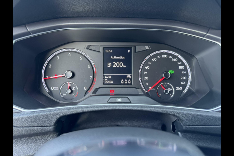 Volkswagen T-Roc 1.5 TSI 150pk 3 x R-Line DSG ACC Camera LaneAsist CarPlay Sportmodus