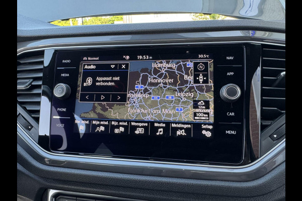 Volkswagen T-Roc 1.5 TSI 150pk 3 x R-Line DSG ACC Camera LaneAsist CarPlay Sportmodus