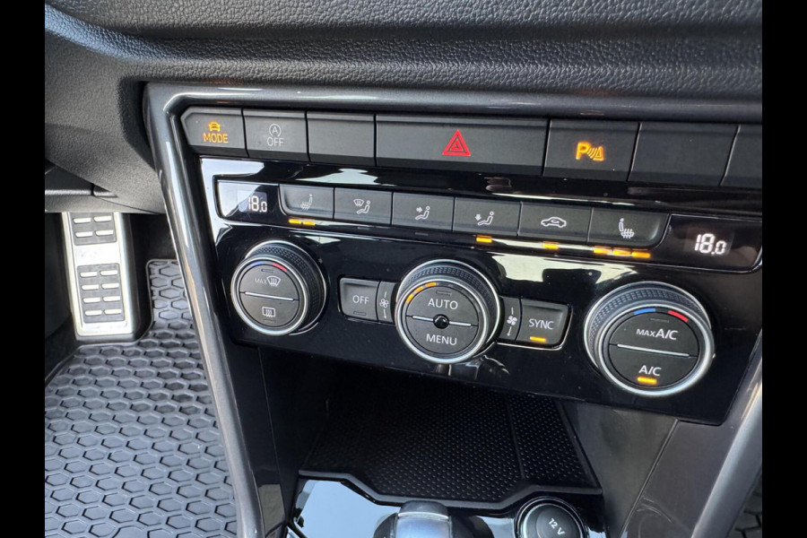 Volkswagen T-Roc 1.5 TSI 150pk 3 x R-Line DSG ACC Camera LaneAsist CarPlay Sportmodus