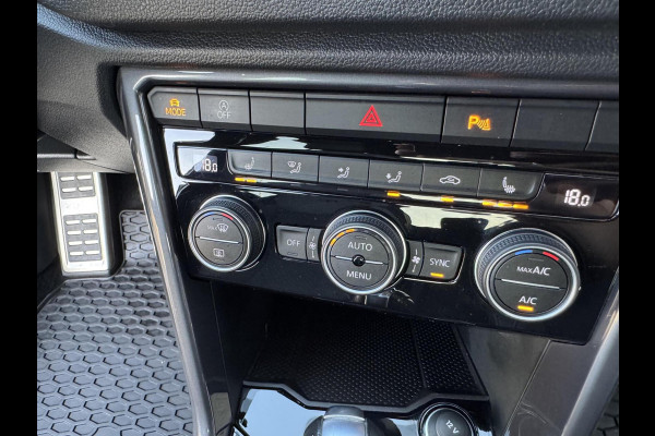 Volkswagen T-Roc 1.5 TSI 150pk 3 x R-Line DSG ACC Camera LaneAsist CarPlay Sportmodus