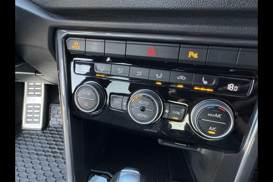 Volkswagen T-Roc 1.5 TSI 150pk 3 x R-Line DSG ACC Camera LaneAsist CarPlay Sportmodus