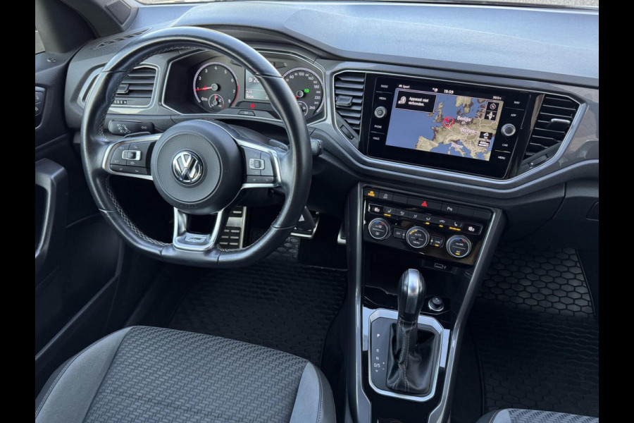 Volkswagen T-Roc 1.5 TSI 150pk 3 x R-Line DSG ACC Camera LaneAsist CarPlay Sportmodus