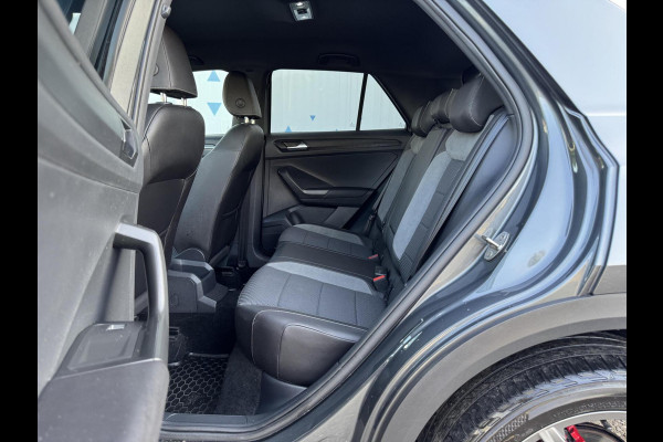 Volkswagen T-Roc 1.5 TSI 150pk 3 x R-Line DSG ACC Camera LaneAsist CarPlay Sportmodus