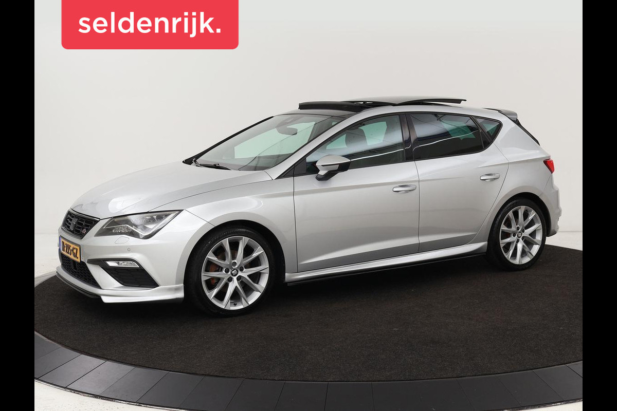 Seat Leon 1.4 TSI FR Xcellence | Panoramadak | Camera | Stoelverwarming | Half leder/Alcantara | Carplay | Full LED Seat Leon 1.4 TSI FR Xcellence | Panoramadak | Camera | Stoelverwarming | Half leder/Alcantara | Carplay | Full LED