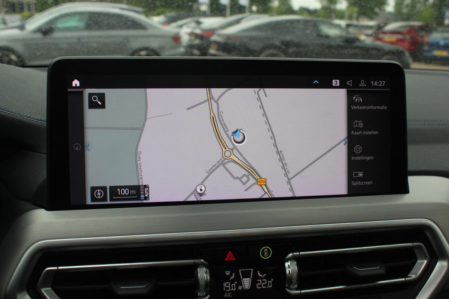 BMW iX3 High Executive 80 kWh / Panoramadak / 360Camera / Head-up / 20'' / Leder / Harman Kardon / Sfeerverlichting / Dodehoek / DAB / Stoelverwarming / ACC