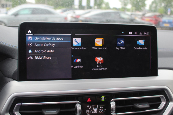 BMW iX3 High Executive 80 kWh / Panoramadak / 360Camera / Head-up / 20'' / Leder / Harman Kardon / Sfeerverlichting / Dodehoek / DAB / Stoelverwarming / ACC