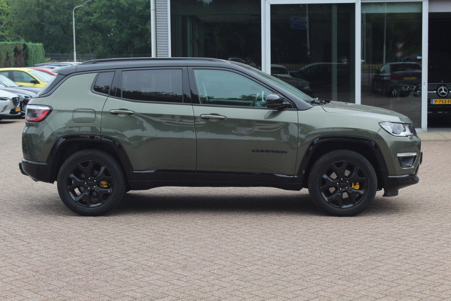 Jeep Compass 1.4 MultiAir Limited 4x4 / Trekhaak / Camera / Half leder / Navigatie / Keyless / 17'' / Stuurverwarming / DAB / Stoelverwarming / Cruise Control