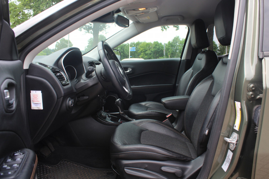 Jeep Compass 1.4 MultiAir Limited 4x4 / Trekhaak / Camera / Half leder / Navigatie / Keyless / 17'' / Stuurverwarming / DAB / Stoelverwarming / Cruise Control