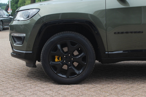 Jeep Compass 1.4 MultiAir Limited 4x4 / Trekhaak / Camera / Half leder / Navigatie / Keyless / 17'' / Stuurverwarming / DAB / Stoelverwarming / Cruise Control