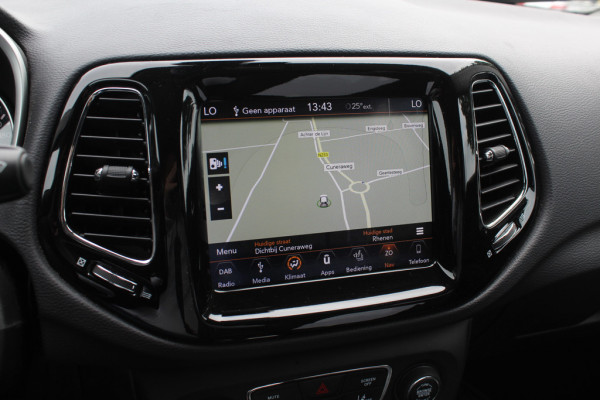 Jeep Compass 1.4 MultiAir Limited 4x4 / Trekhaak / Camera / Half leder / Navigatie / Keyless / 17'' / Stuurverwarming / DAB / Stoelverwarming / Cruise Control