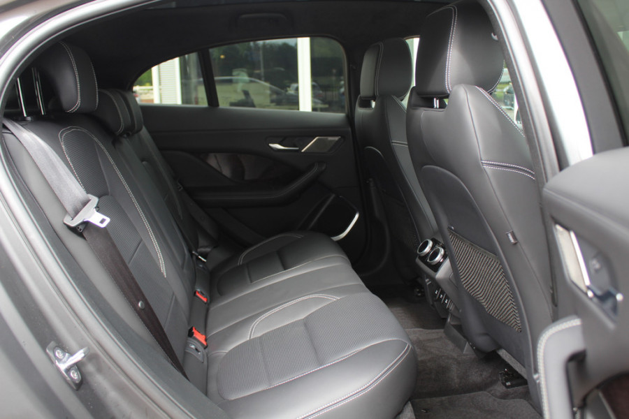 Jaguar I-PACE EV400 First Edition 90 kWh / Full option / Panoramadak / 360Camera / Head-up / Luchtvering / Leder / Meridian / Stuurverwarming