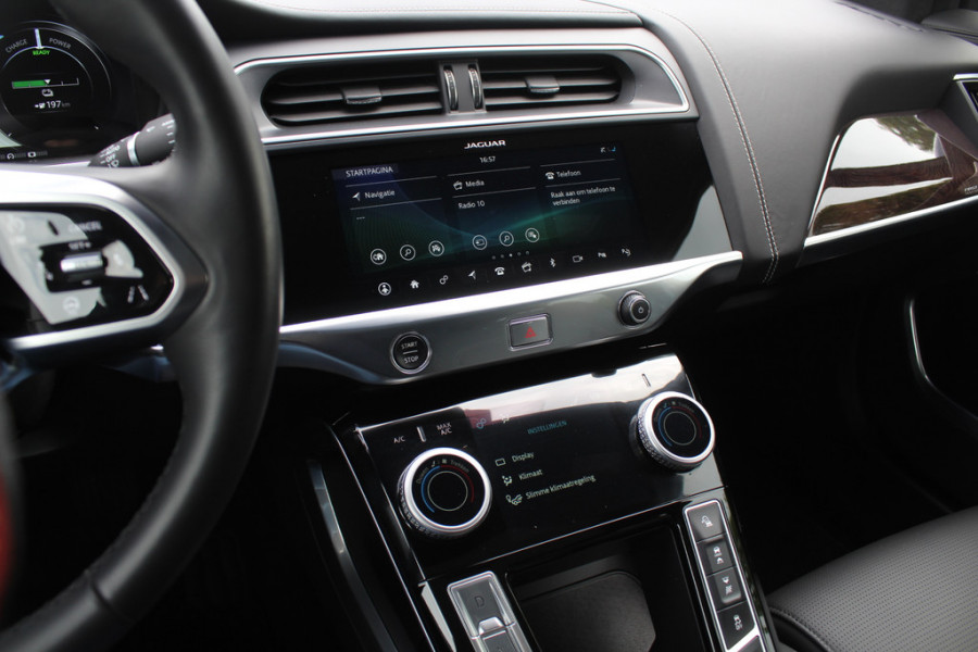 Jaguar I-PACE EV400 First Edition 90 kWh / Full option / Panoramadak / 360Camera / Head-up / Luchtvering / Leder / Meridian / Stuurverwarming