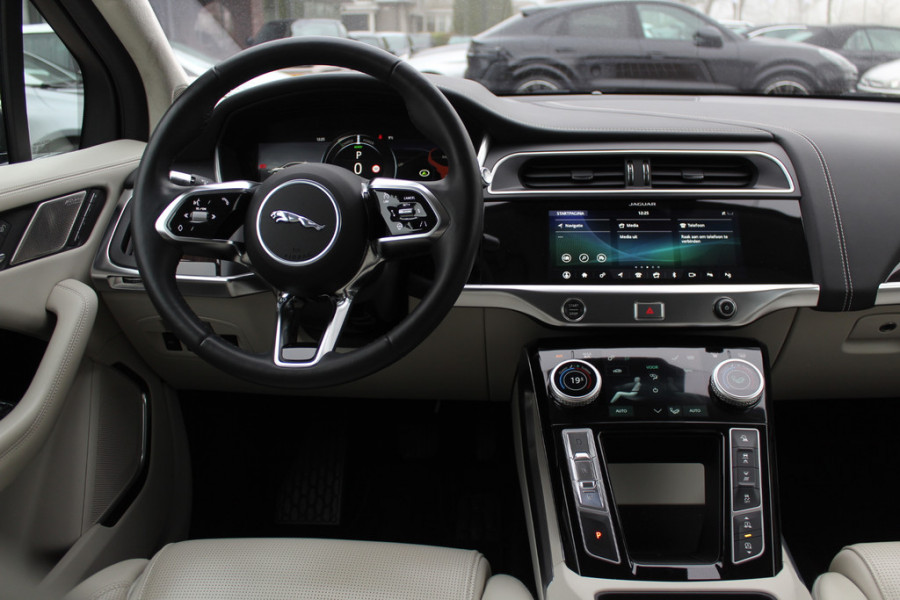 Jaguar I-PACE EV400 First Edition 90 kWh / Full option / Panoramadak / 360Camera / Head-up / Luchtvering / Leder / Meridian / Stuurverwarming
