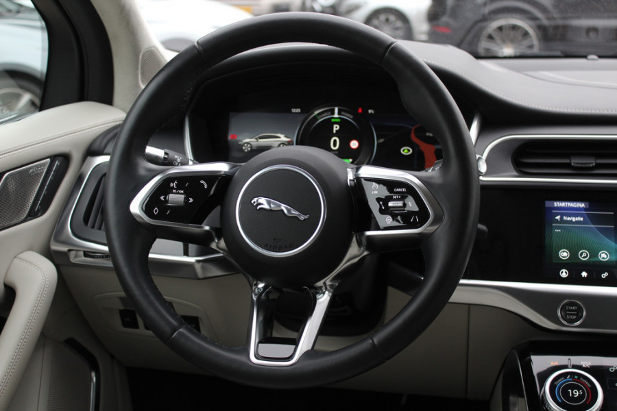 Jaguar I-PACE EV400 First Edition 90 kWh / Full option / Panoramadak / 360Camera / Head-up / Luchtvering / Leder / Meridian / Stuurverwarming