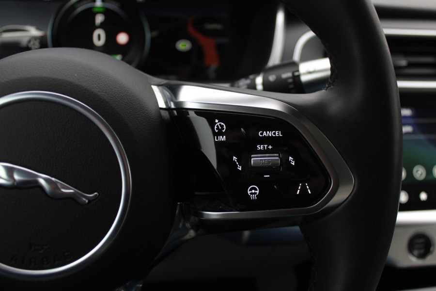 Jaguar I-PACE EV400 First Edition 90 kWh / Full option / Panoramadak / 360Camera / Head-up / Luchtvering / Leder / Meridian / Stuurverwarming