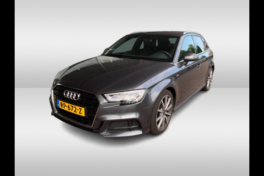 Audi A3 Sportback 1.0 TFSI Sport S Line Edition / Navigatie / Parkeerhulp achter / 18'' / Sportstoelen + half leder / Cruise Control