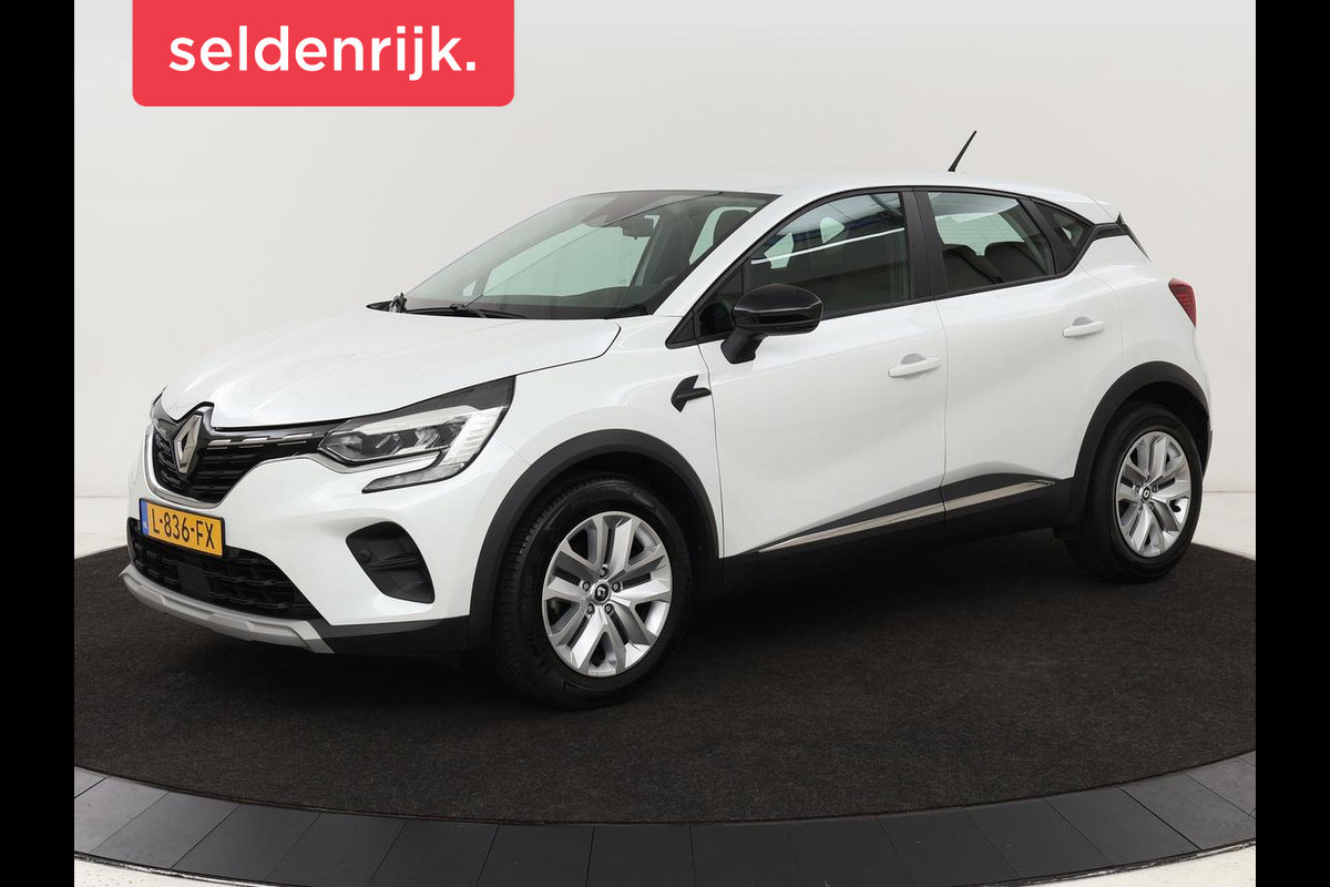 Renault Captur 1.0 TCe 90 Zen | Camera | Cruise control | PDC | Full LED | Navigatie | Carplay | DAB | LMV 17 inch | Renault Captur 1.0 TCe 90 Zen | Camera | Cruise control | PDC | Full LED | Navigatie | Carplay | DAB | LMV 17 inch |