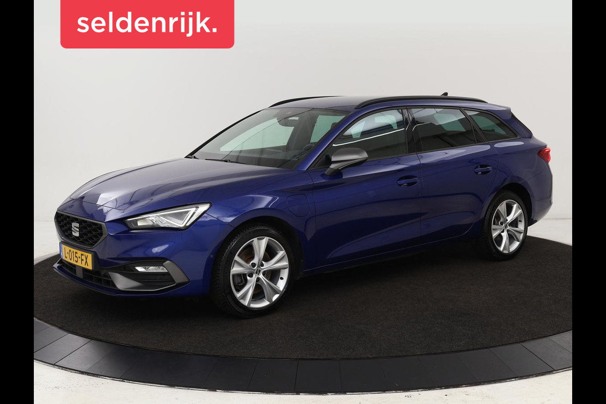 Seat Leon Sportstourer 1.4 TSI eHybrid PHEV FR Business Intense | Camera | Stoel & Stuurverwarming | Trekhaak | Carplay | Full LED | Sfeerverlichting Seat Leon Sportstourer 1.4 TSI eHybrid PHEV FR Business Intense | Camera | Stoel & Stuurverwarming | Trekhaak | Carplay | Full LED | Sfeerverlichting