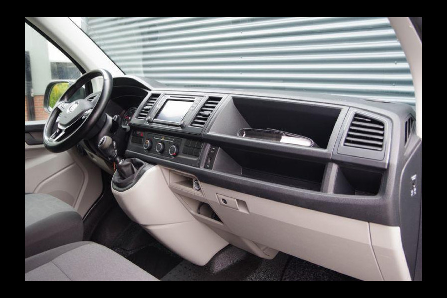 Volkswagen Transporter 2.0 TDI 150PK, L2, 2X SCHUIFDEUR, ADAPT. CRUISE, APPLE CARPLAY, SCHUIFDEUR LINKS, STOELVERWARMING, PARKEERSENSOREN,