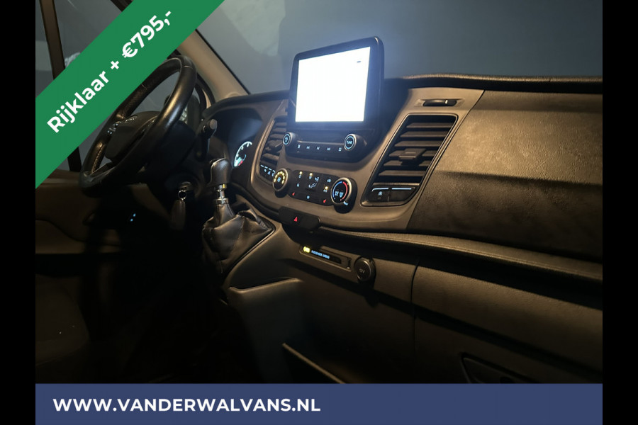 Ford Transit 2.0TDCI 131pk L3H2 Euro6 RIJKLAAR Airco | Camera | Navigatie | Apple Carplay | Android Auto Cruisecontrol, Elektrisch verstelbare bestuurdersstoel, Stoelverwarming, Verwarmde voorruit, Parkeersensoren, Bijrijdersbank, 2500kg trekvermogen