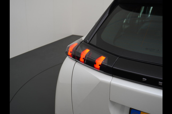 Peugeot e-2008 EV Allure 50 kWh ADAP. CRUISE | NAVI | RIJKLAARPRIJS INCL. 12 MND. BOVAGGARANTIE