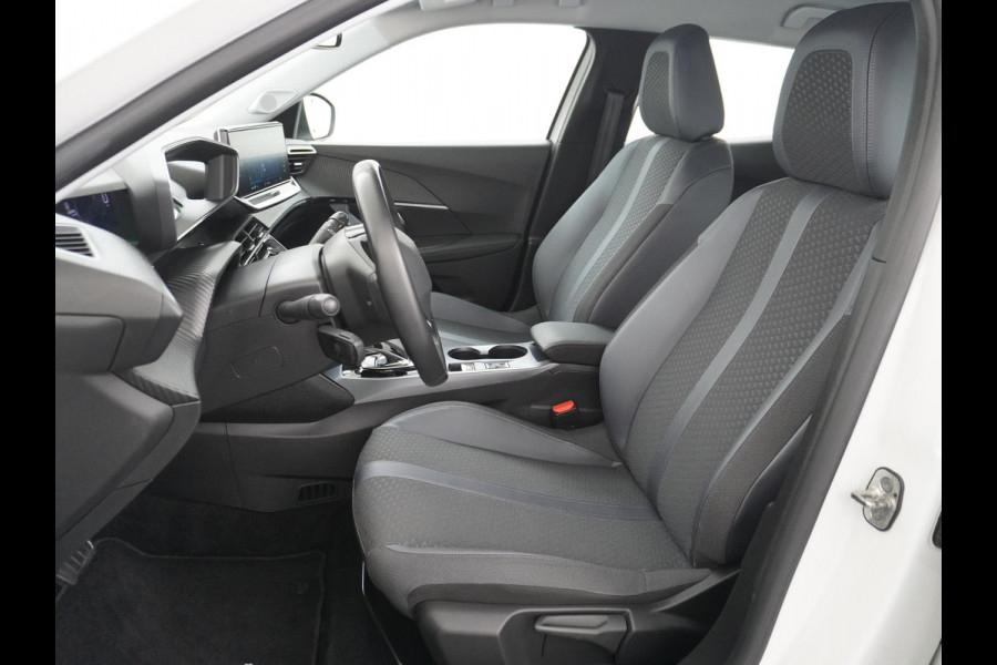 Peugeot e-2008 EV Allure 50 kWh ADAP. CRUISE | NAVI | RIJKLAARPRIJS INCL. 12 MND. BOVAGGARANTIE