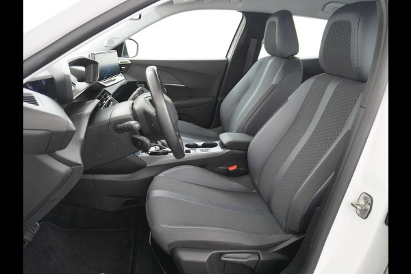 Peugeot e-2008 EV Allure 50 kWh ADAP. CRUISE | NAVI | RIJKLAARPRIJS INCL. 12 MND. BOVAGGARANTIE