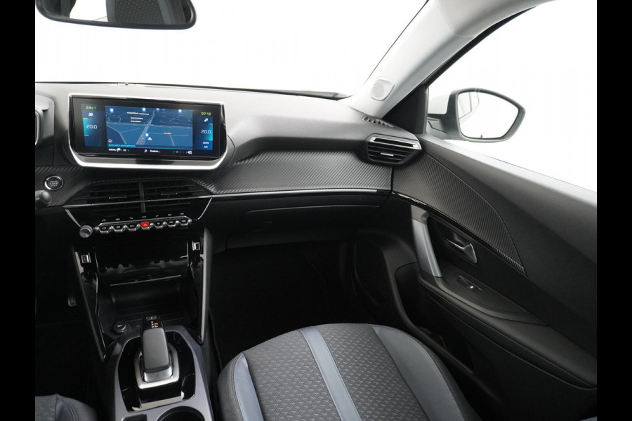 Peugeot e-2008 EV Allure 50 kWh ADAP. CRUISE | NAVI | RIJKLAARPRIJS INCL. 12 MND. BOVAGGARANTIE